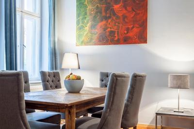 The Paul Loft, big 3 Bed room apartment, 120 m2, group & family friendly, Prenzlauer Berg, ideal for 4 - 8 Guests