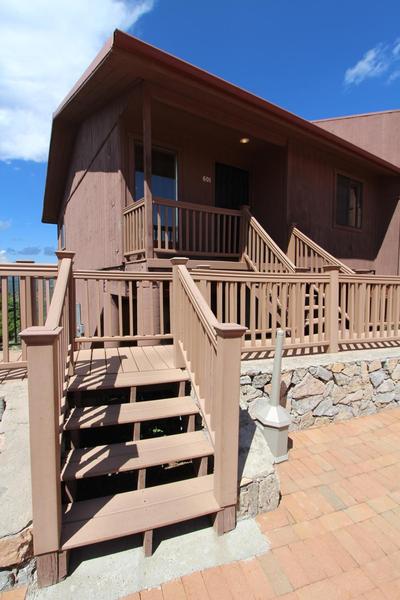 Crown Point Resort