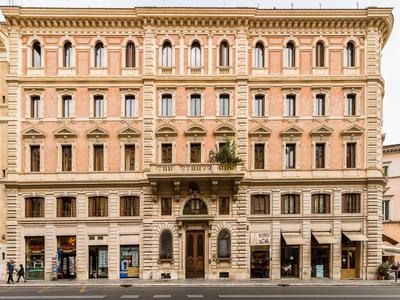 Affreschi Su Roma Luxury B&B