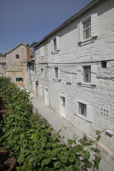Stone house Ernest
