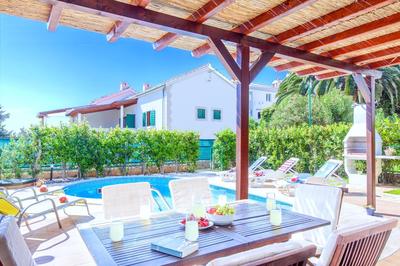 Villa Cvita 80 m from the sea, free breakfast - DIRECT LANDLORD