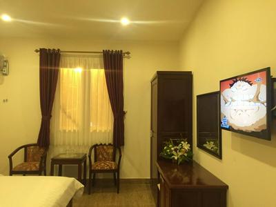 Huy Hoang 1 Hotel - Tân Bình
