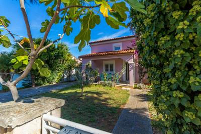 Medulin Pink House Tanja