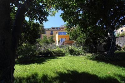 Ambrosio Relais