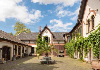 HEINRICHs winery bed & breakfast