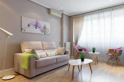 For You Rentals AvenidaAmerica apartment TEMPORAL AVA24