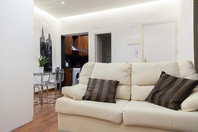 For You Rentals Plaza Dos de Mayo Apartment TEMPORAL DPA131