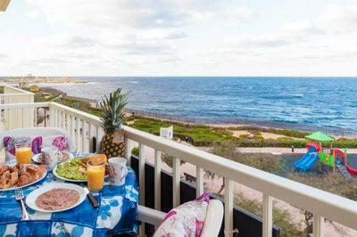 Bellavista - comfortable seafront apartment with central heating - 3 bedrooms, 2 bathrooms