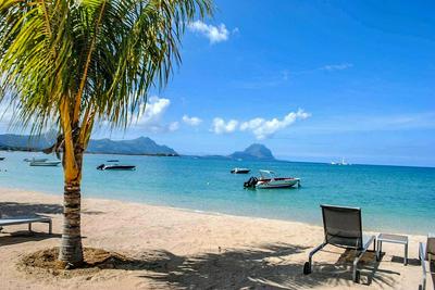 L'Escale 3 bedrooms Sea View and Beachfront Suite by Dream Escapes