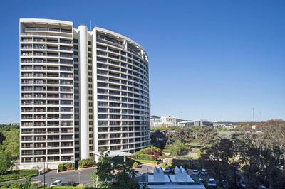 BreakFree Capital Tower Apartments