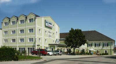 Hotel Wirt im Feld