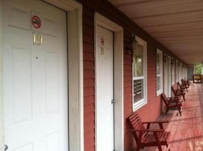 Waterford Inn, Billede 2