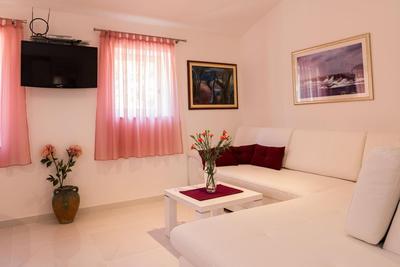 Apartments Mare