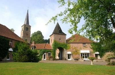 LOGIS-Hôtel-Restaurant La Gentilhommière
