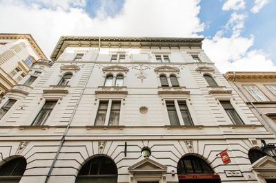 Romantic Hideaway Centertown