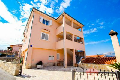 Apartments Zlatka