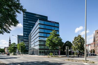 Premier Inn Hamburg City Centre