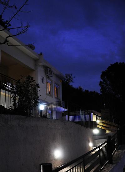 Villa Lakki Heated round pool Jacuzzi