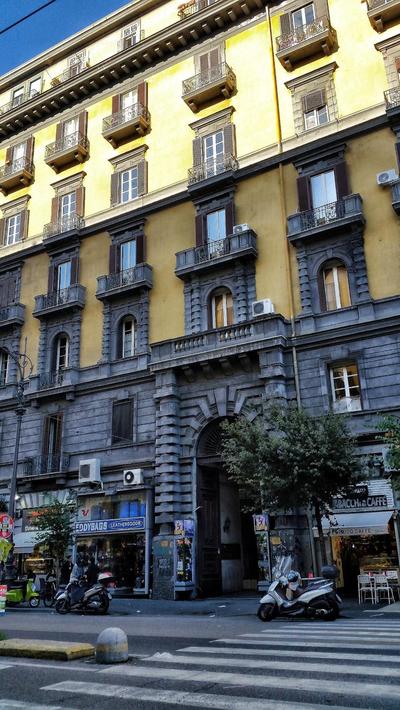 B&B Univercity