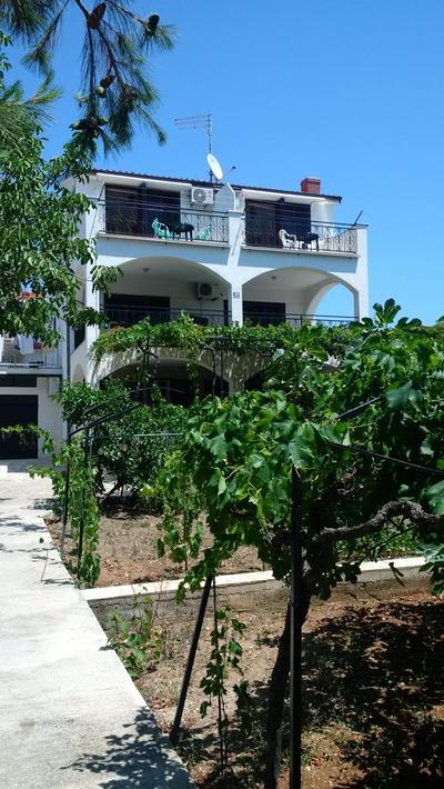 Apartments Brodarica Beach With Balcony Seaview