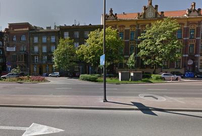 2 Nights Apartments - great location, right next to Main Rail and Bus Station, 10 min to Main Square by foot