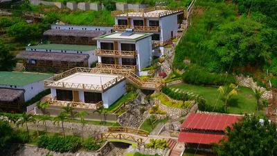 Nativa Bambu Ecolodge