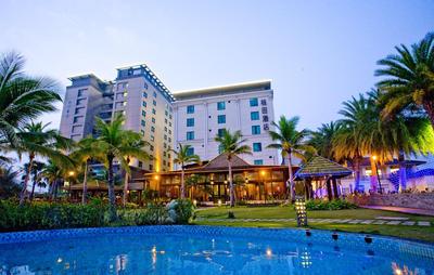 Queena Plaza Hotel
