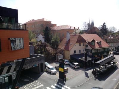 Apartment Garson