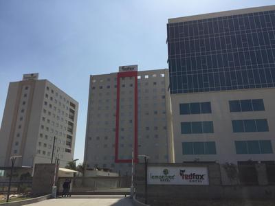 Red Fox by Lemon Tree Hotels, Sector 60, Gurugram