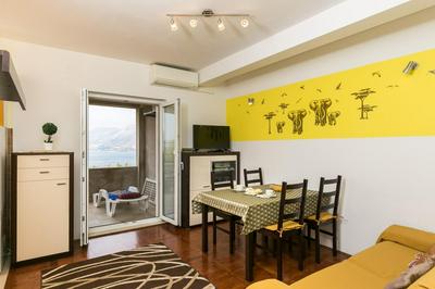 Apartments Oliva