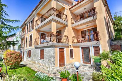 Apartments Creska 629