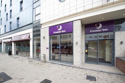 Premier Inn Bristol Cc - Lewins Mead