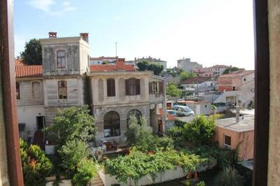 Excellent city apartment in antic Pula