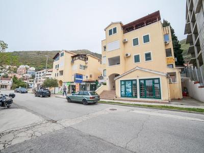 Apartment Mile
