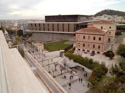 Star Parthenon Apartment