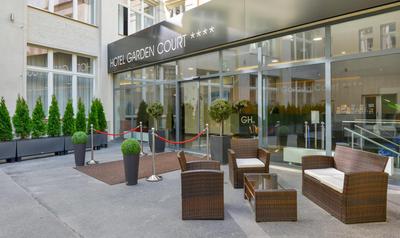 Hotel Garden Court