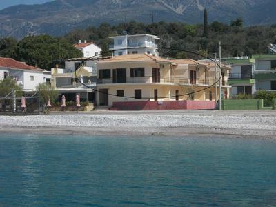 Akrogiali Beach Apartments