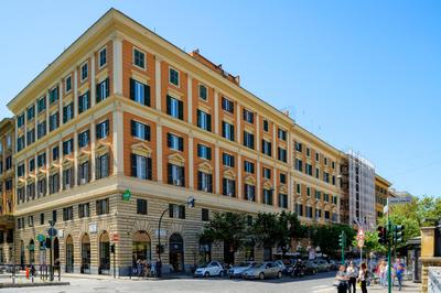 RHS Rienzo Suites