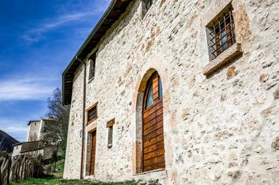 Le Aie Di Postignano