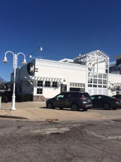 Walking Distance To Beach And Shops