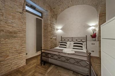 White flat Rione Monti