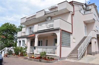 Apartments Green Oasis