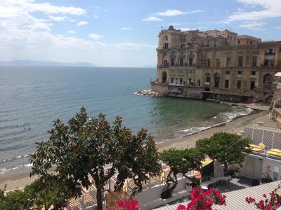 Trimarchi House