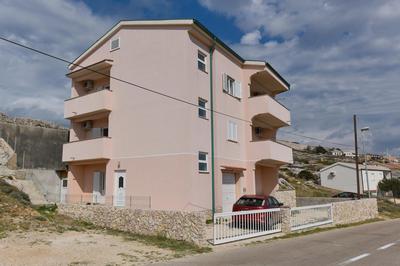 Apartments Zakarija