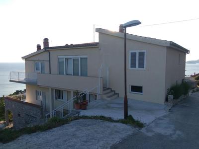 Your Place in Primosten