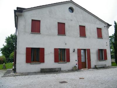 Il nido di rondine