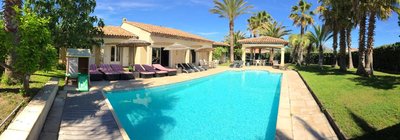 Luxueuse Villa Récente à Saint Raphaël de Plain Pied