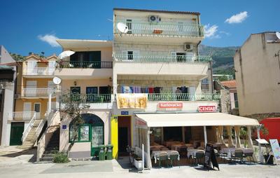 Seafront Studio Apartment+Balcony