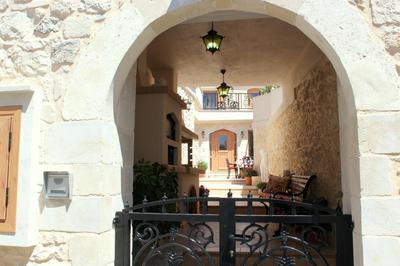 Ioanna House