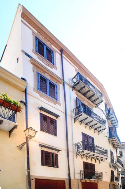 Capo House